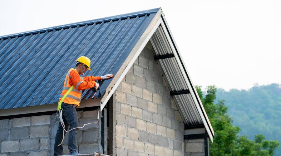 Expert new roof installation services in Cheboygan, MI